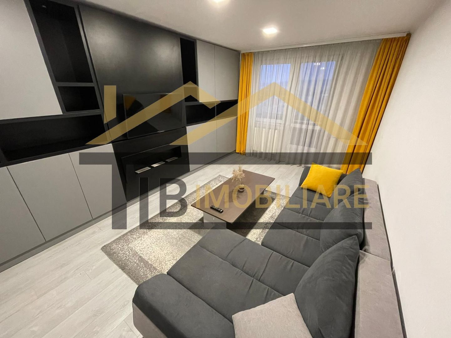 Apartament cu 2 camere, 54mp, Zona Unirii - Poză 1
