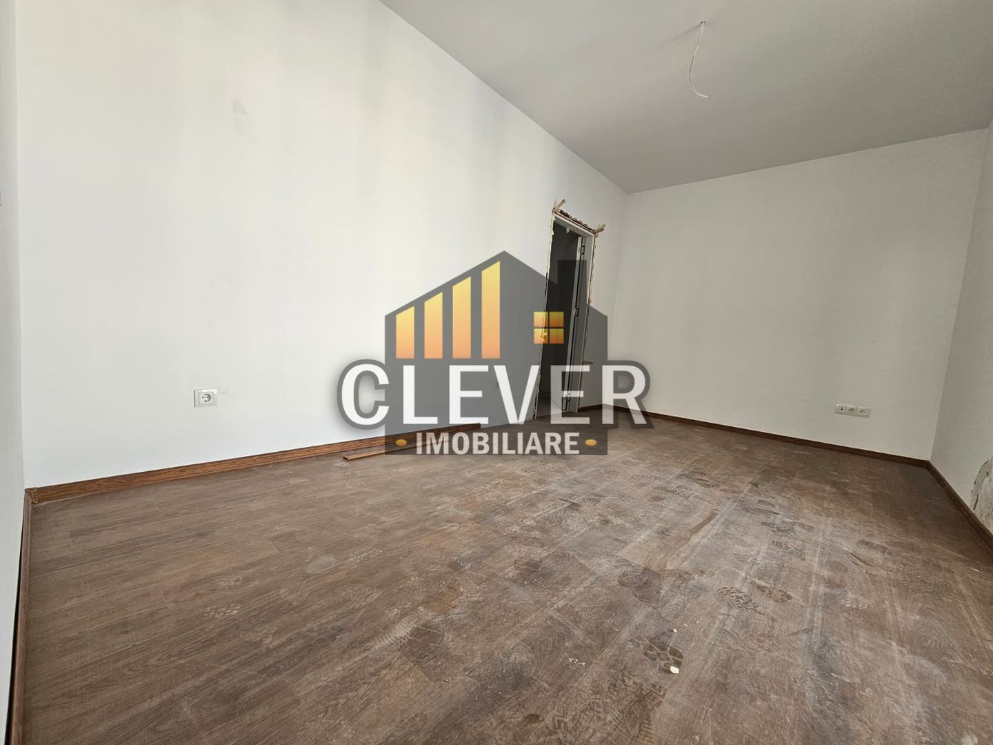 Apartament Finalizat 4 Camere Parcare Bonus Metrou Teclu - Poză 13