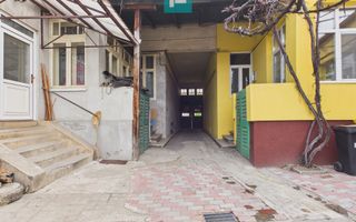 Apartament la curte comună în Aradul Nou - Poză 5