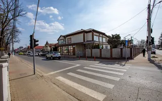 Clădire și teren pentru investiție, central Roman - Poză 67