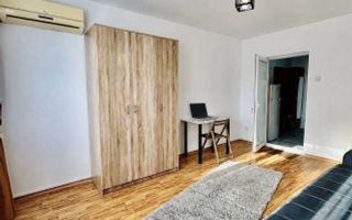 De inchiriat garsoniera zona Tiglina, etaj 4, 1200 lei - Poză 1