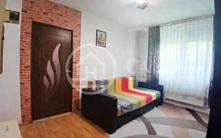 Apartament cu 2 camere de vanzare in zona Rogerius, Oradea - Poză 3