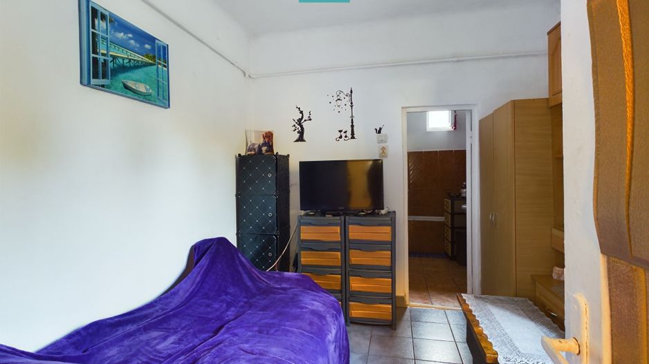 Casă cu 4 camere de vânzare în Sega - Poză 12