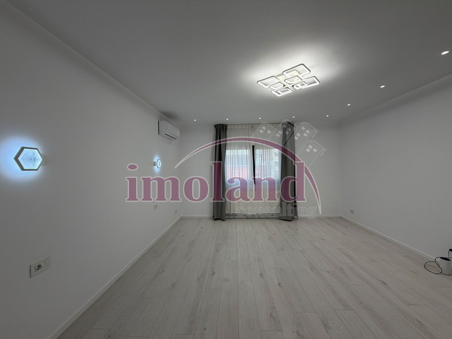 Vila | curte proprie | inchiriere | Erou Iancu Nicolae-Pipera - Poză 8