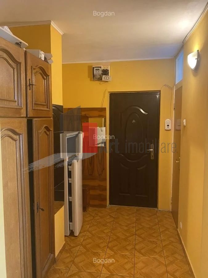 Vânzare garsonieră Tineretului - Poză 4