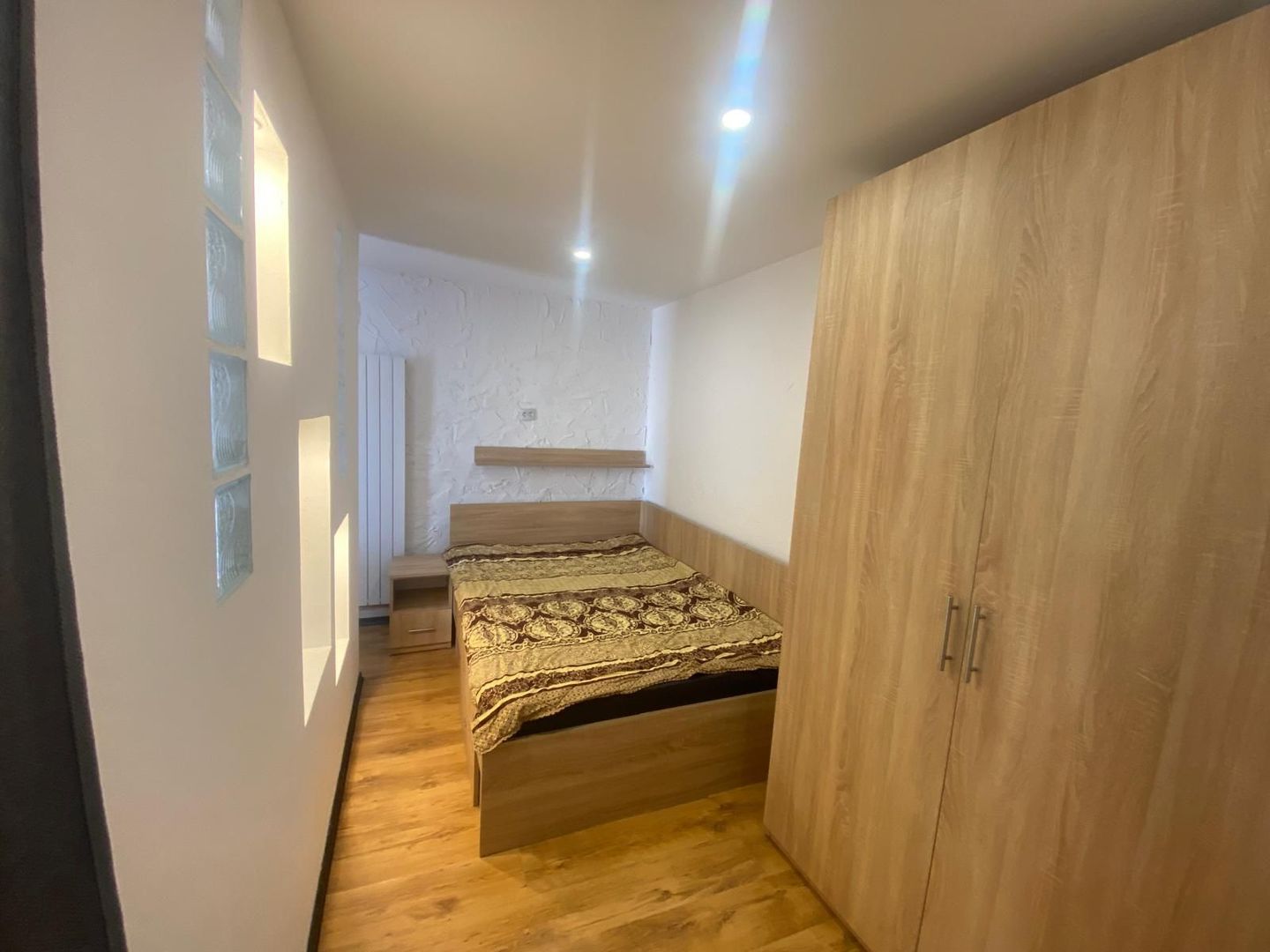 Apartament pe strada Timisorii cu priveliste minunata - Poză 2