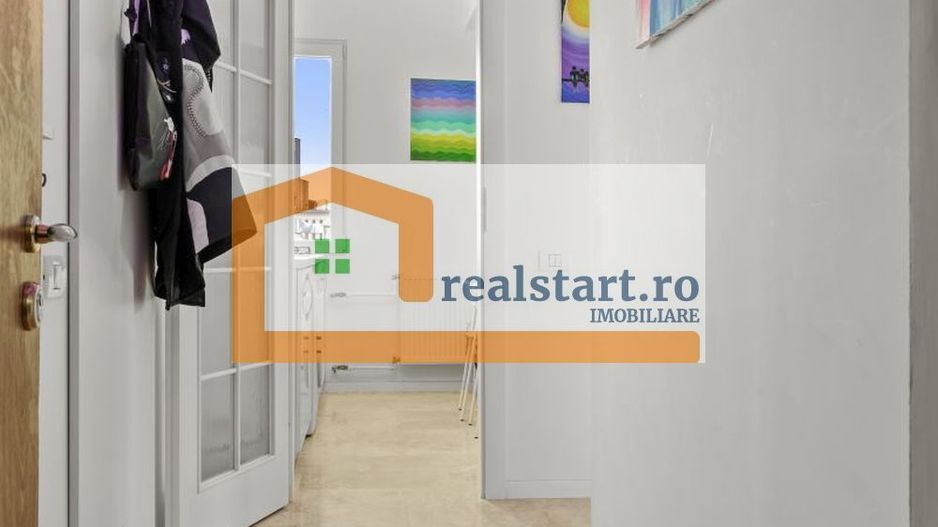 Pta Romana, Vedere spectaculoasa, Renovat total, inclusiv instalatii - Poză 5