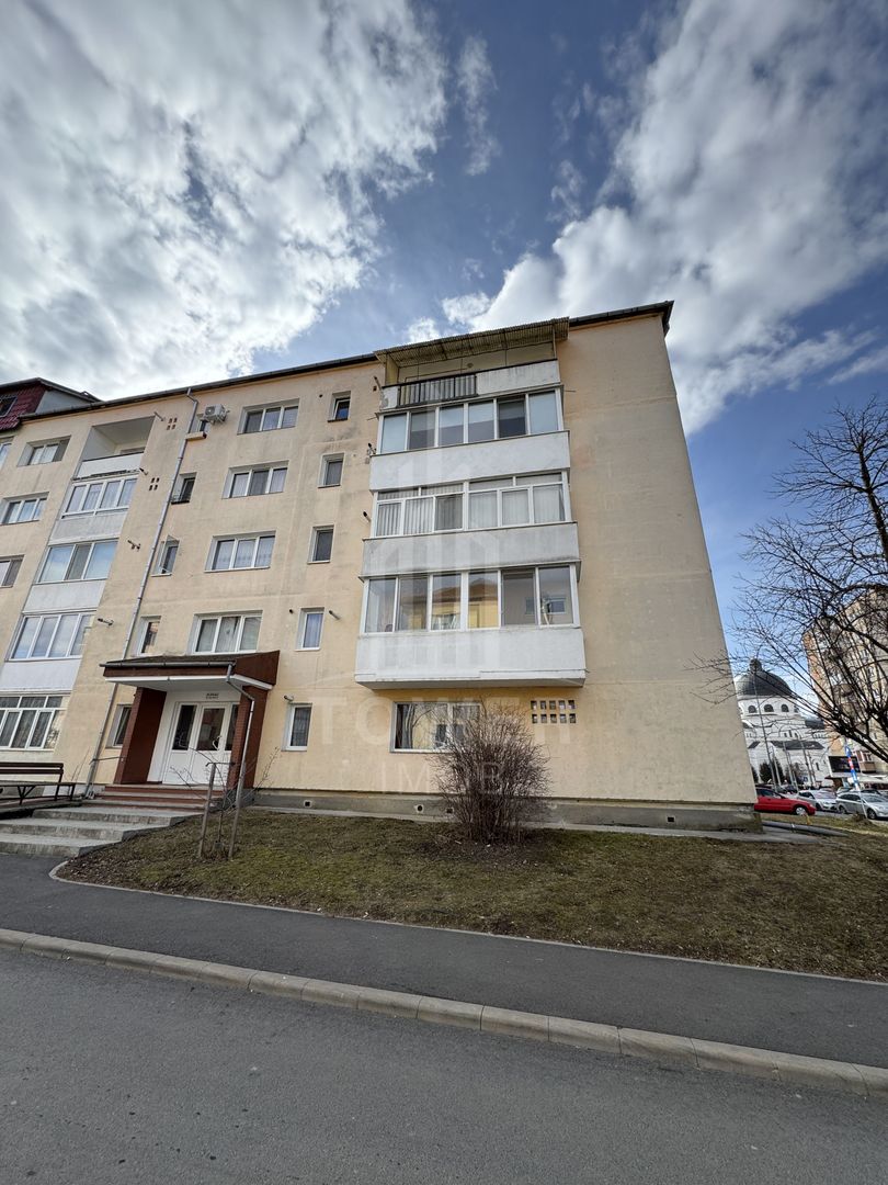 Apartament pretabil pentru birouri | Zona Cedonia, Sibiu - Poză 1