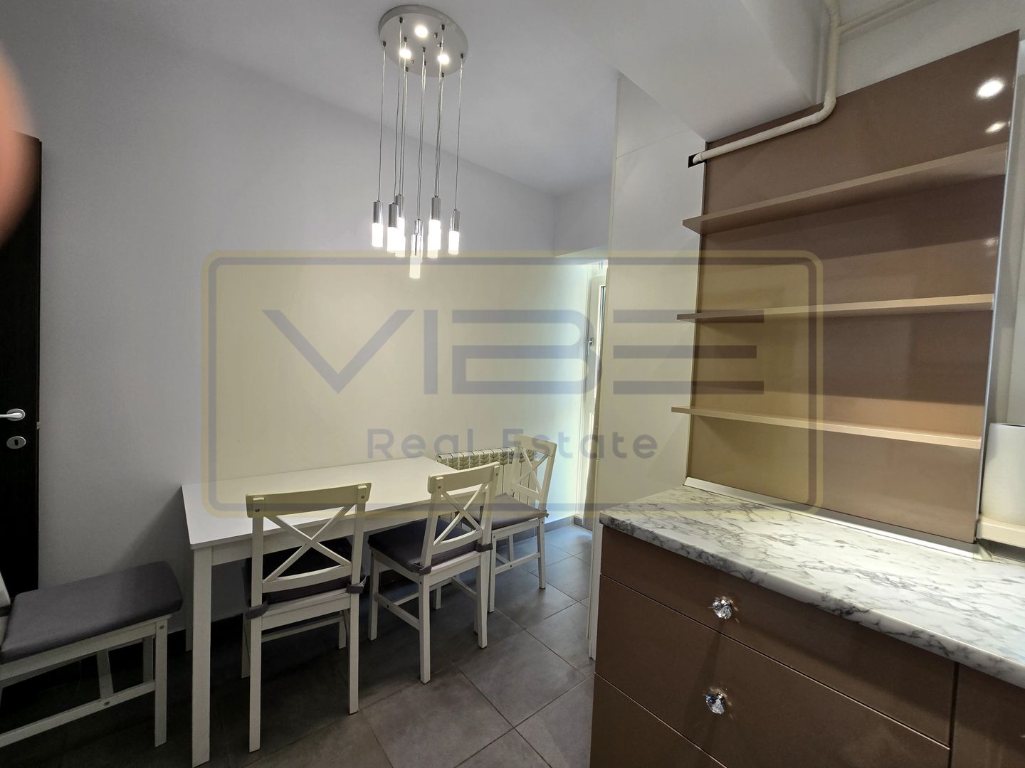 Apartament Premium - 2 camere dec- parcare subterana- bloc nou semicentral - Poză 3