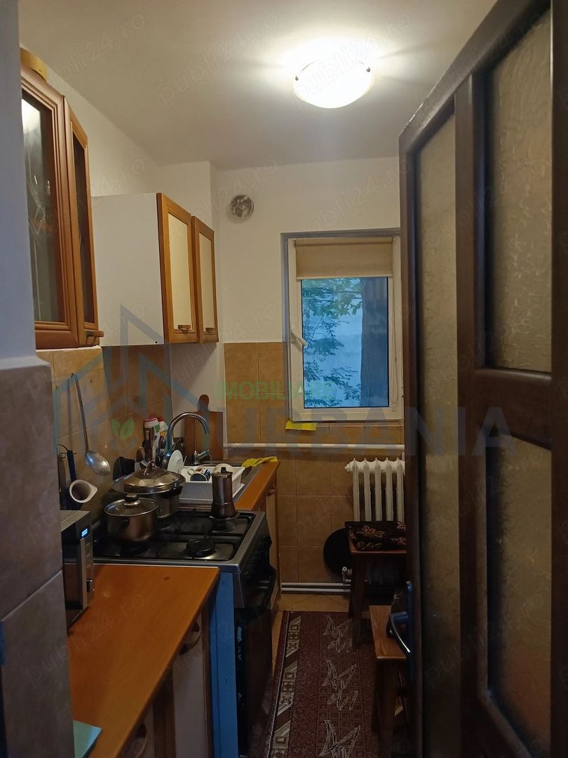 Apartament 3 camere, Mircea cel Bătrân, Iași – parter, balcon, beci - Poză 5