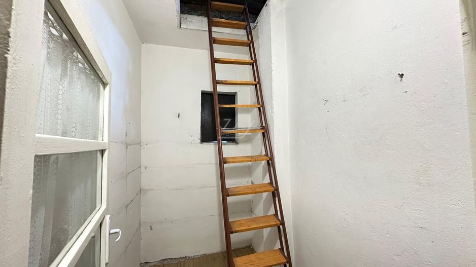 Casa individuala cu 5 camere decomandate. Pozitie excelenta. DIsponibila imediat - Poză 15