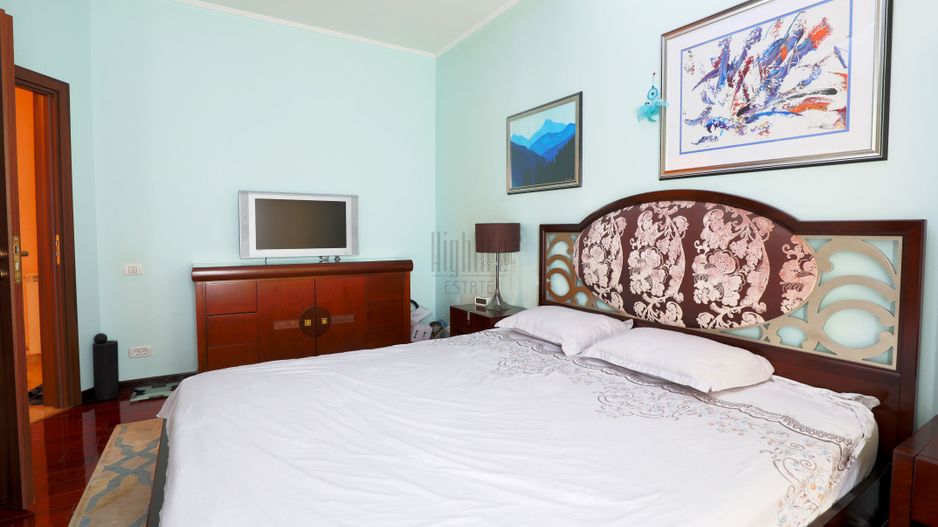 Vila de lux deosebita 9 Camere Pipera Erou Iancu Nicolae 298mp teren - Poză 19