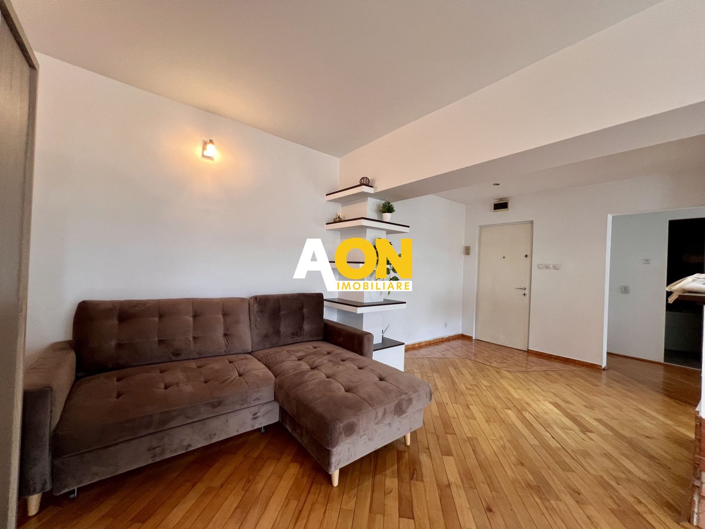 Apartament 2 Camere | 48 mp | 2 Balcoane | Zona Piata - Poză 2