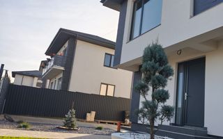 Casă Exclusivistă în Bucium – Finisaje Premium, 3 Camere, 210.000 € - Poză 1