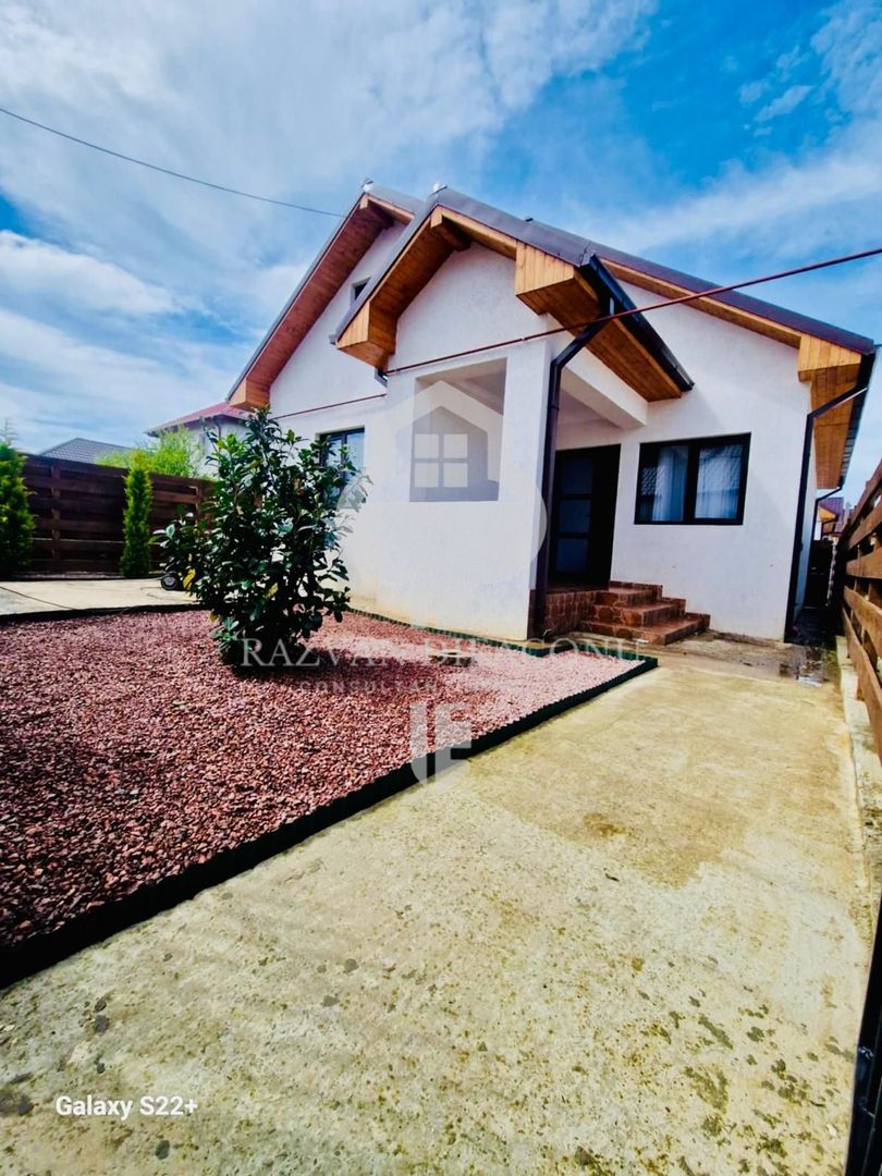 Casă spațioasă, mobilată și utilată în Năvodari Nord-Vest - Poză 14