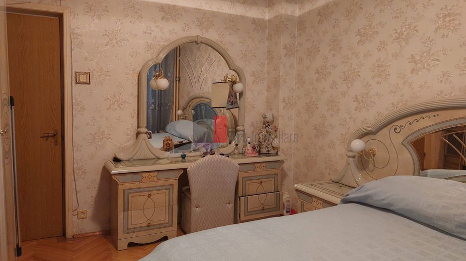 Apartamentul "POLIRAN", Rahova-Liceul Bolintineanu, bloc stradal, vedere mixta - Poză 9