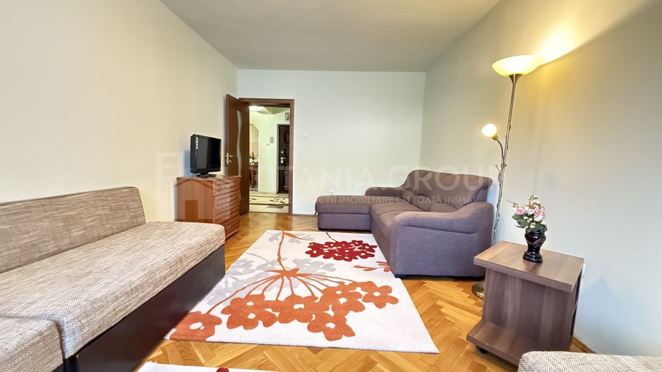 Apartament 3 camere decomandat+ loc de parcare - Centrul Vechi - Poză 4