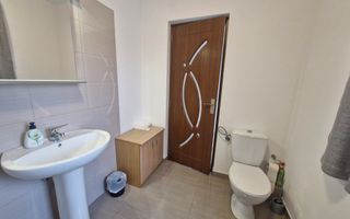 Vilă *5 camere // Cartier Ion Creangă // Sector 2 - Poză 27