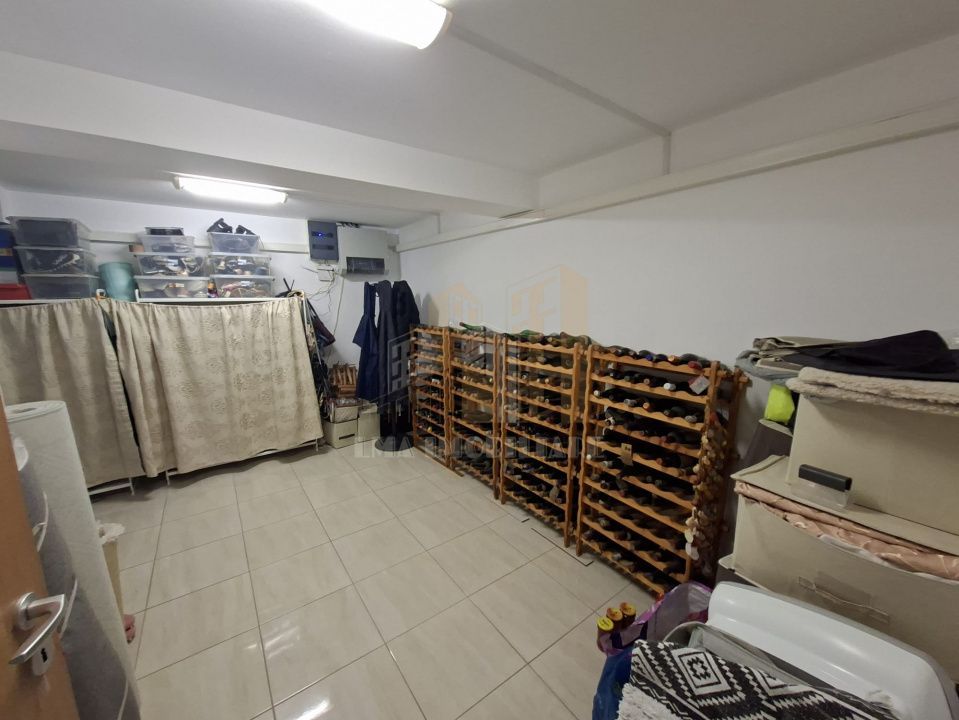 Casa individuala Tractoru zona Socec Brasov - Poză 13