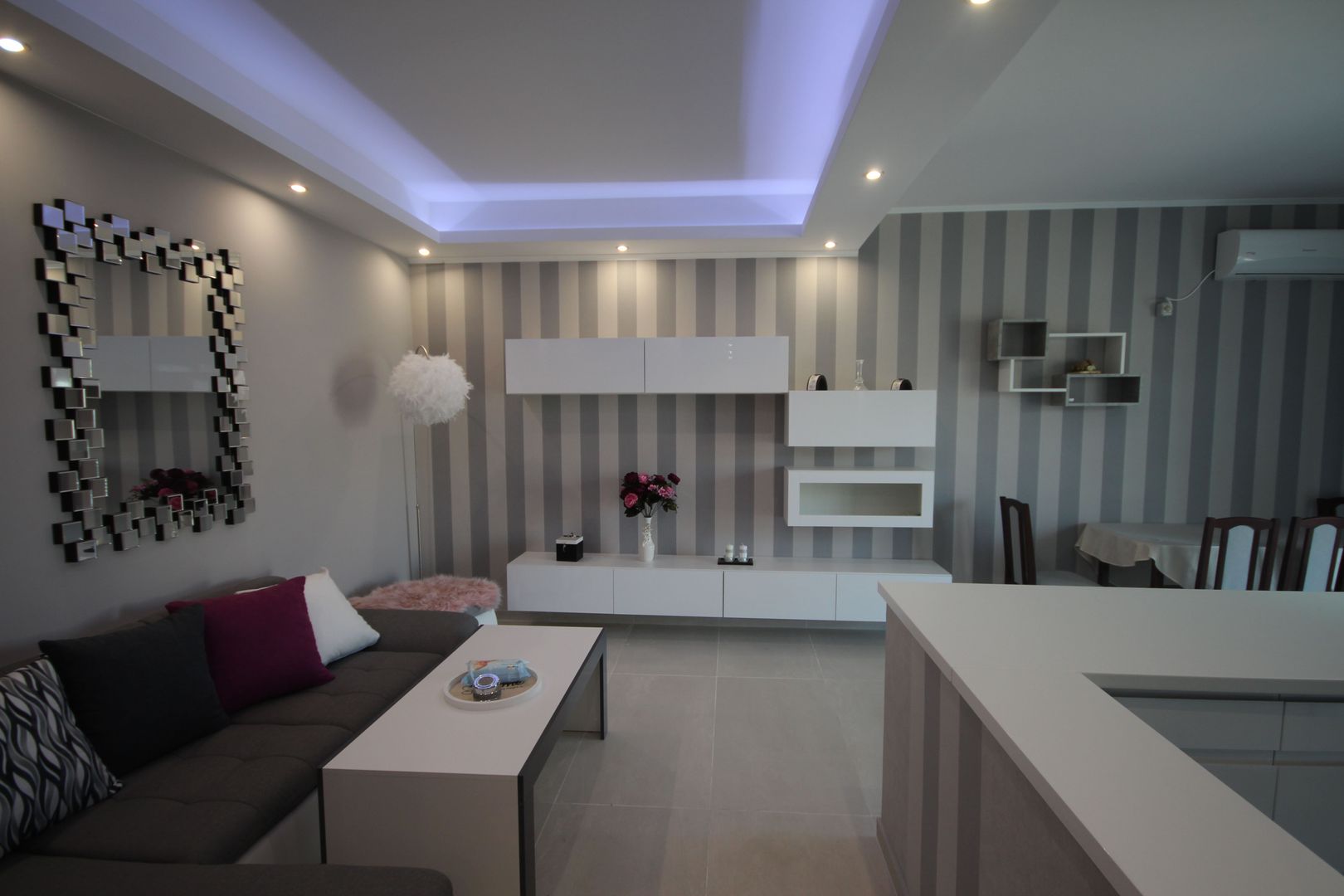 Apartament 3 camere in zona Buziasului - Poză 1