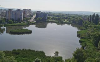 3 camere cu vedere la lac, zona Iulius Mall - Poză 12
