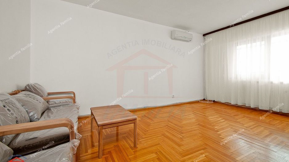 Vanzare apartament cu 2 camere, centru( Egreta, bloc din 90''), parter - Poză 4