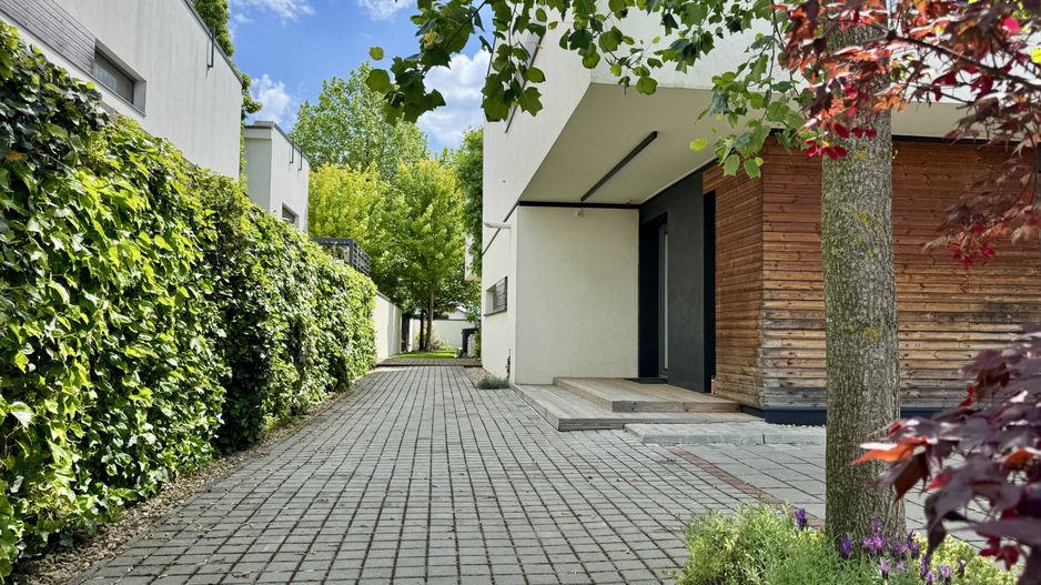 Duplex mobilat si utilat 3dormitoare Dumbrăvița 510mp teren - Poză 7