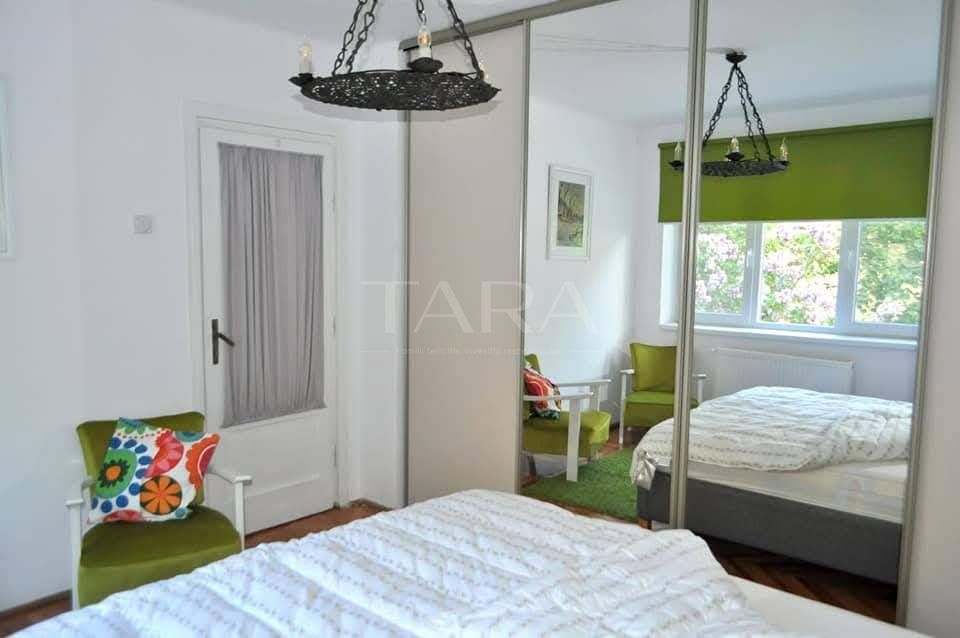Apartament cu 2 camere, complet renovat, zonă Centrala. - Poză 7
