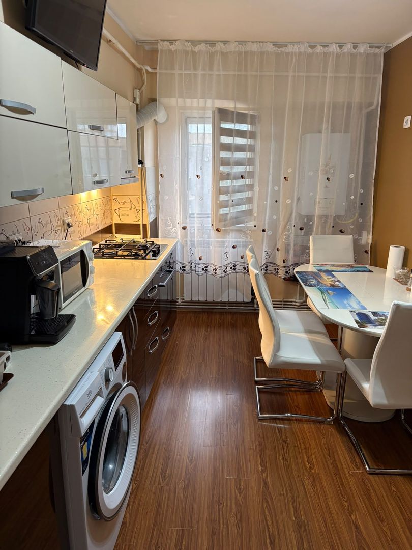 De vanzare apartament  cu 2 camere, renovat, etaj 4 , Mazepa 1, 85.000 euro - Poză 10