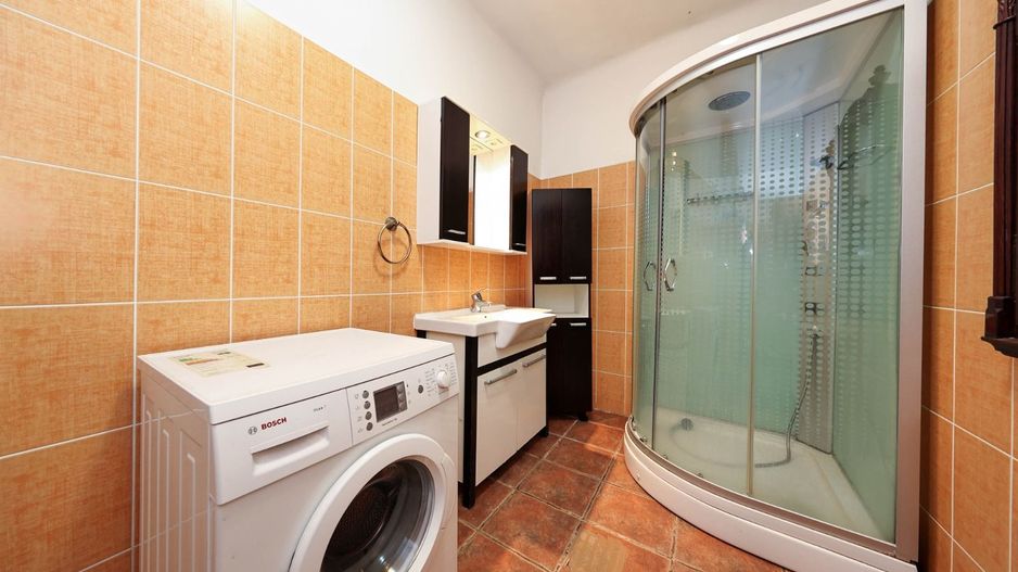 Casă Săsească Autentică cu Șură Impresionantă în Cristian – Teren 2729mp - Poză 29