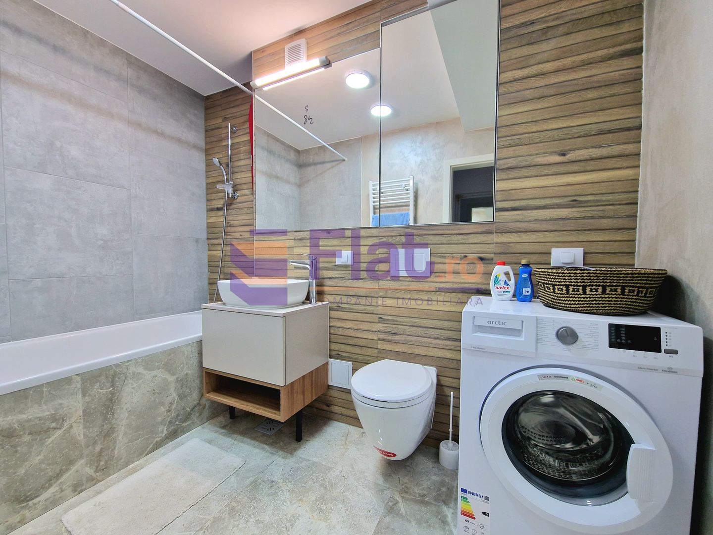 3 Camere Prima Inchiriere Zona Coresi - Poză 17