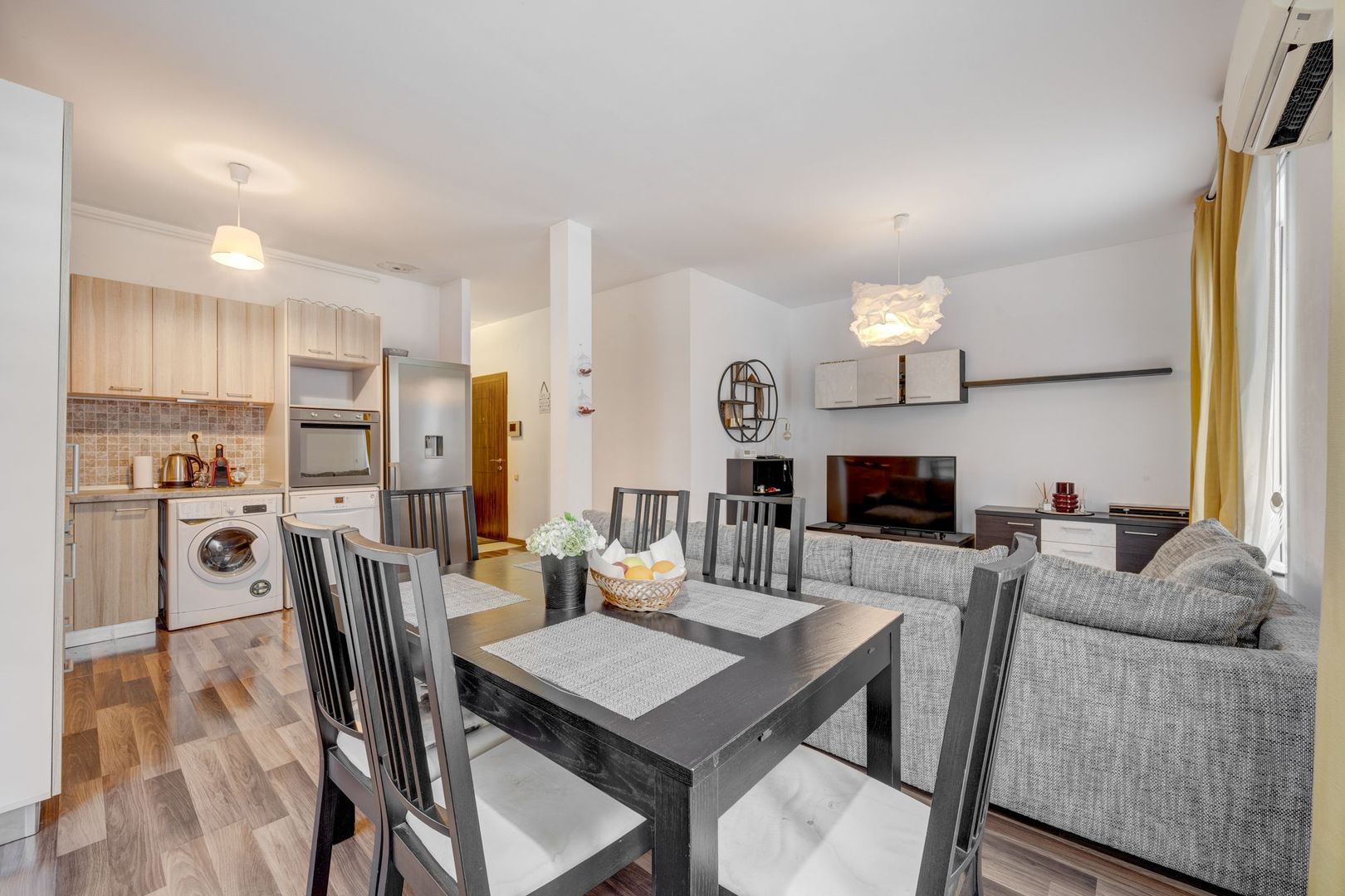 Apartament de 2 camere in Cosmopolis cu terasa de 50 mp, faza 1 - Poză 2