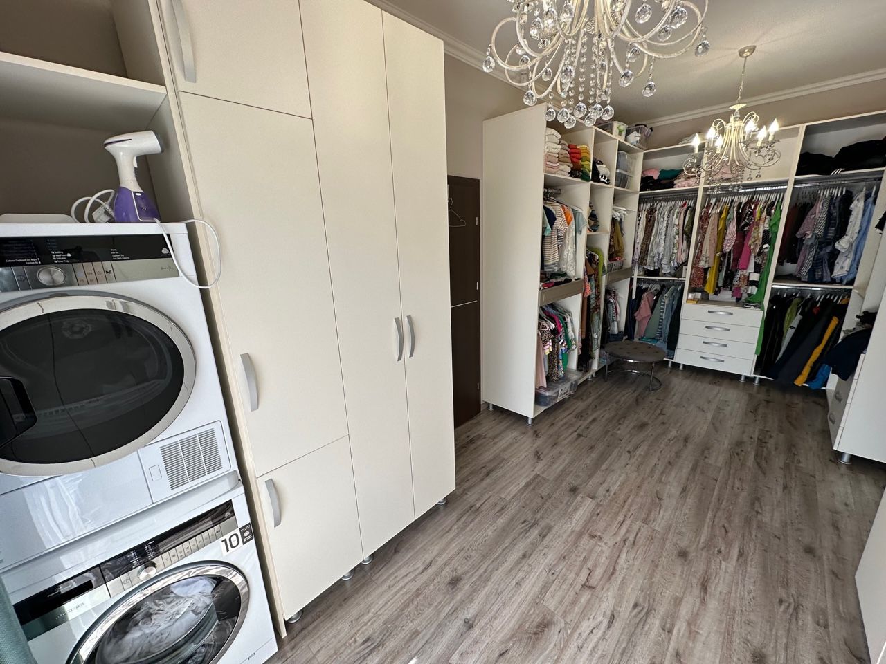 CASA EXCEPTIONALA CU LIVADA PROPRIE - Poză 15