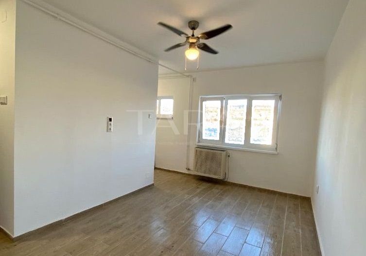 Oferim spre vanzare garsoniera-Dambul Rotund - Poză 2