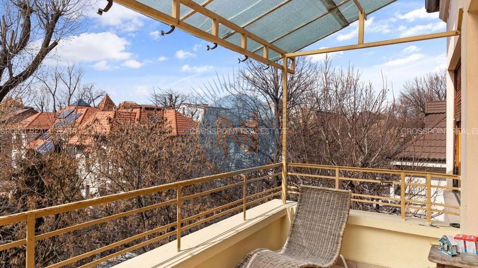 Apartament in vila Capitale plus Demisol - Poză 20