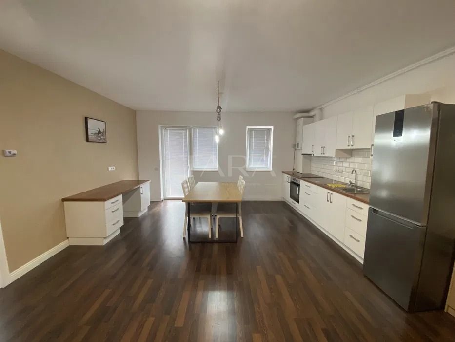 Apartament 2 camere, zona Vivo - Poză 1