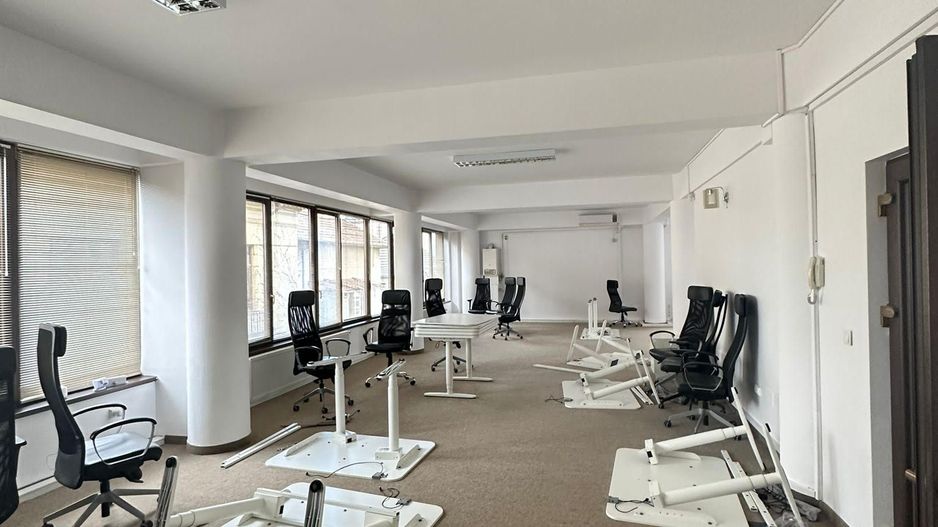 Clasa A -  Spatiu Birouri in Centrul Orasului | 150 mp | Com 0% - Poză 9