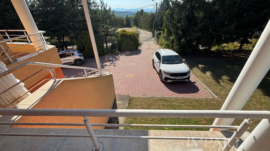 De închiriat casa Făget -teren 2400mp - Poză 7