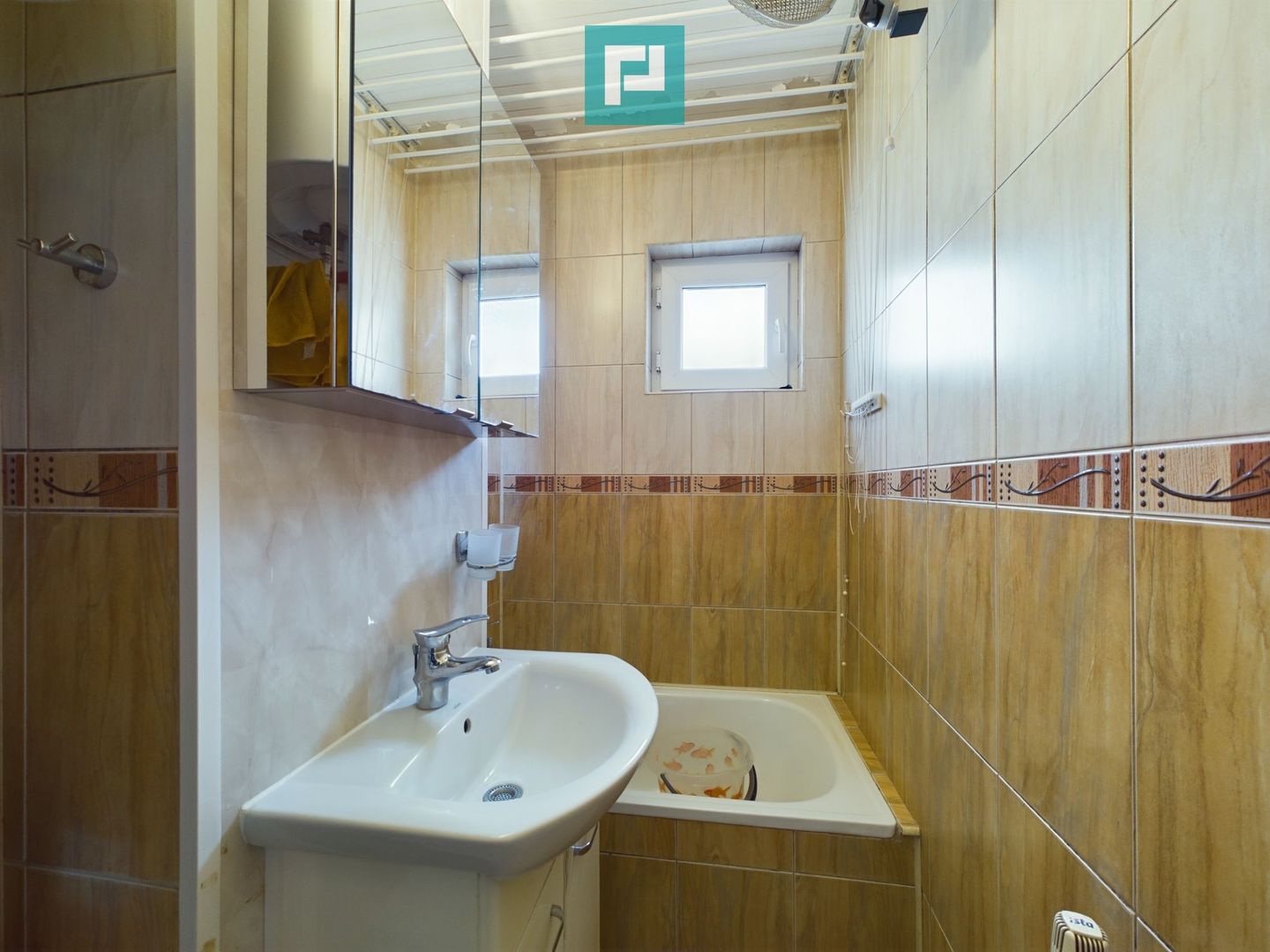 Apartament cu 3 camere zona Lebăda - Poză 9