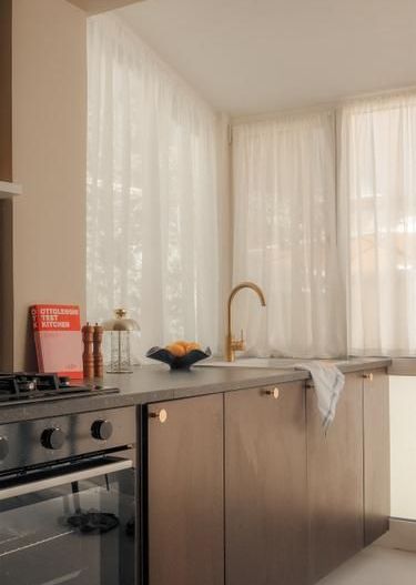 Rare Find | Apartament de Design în casă - Poză 6