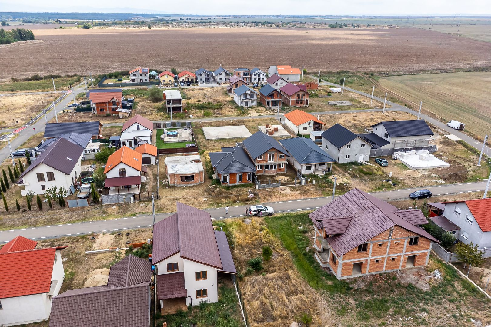 Rezervat Casă nefinisata la sol in Fântânele, cartier nou Comsion 0 - Poză 2