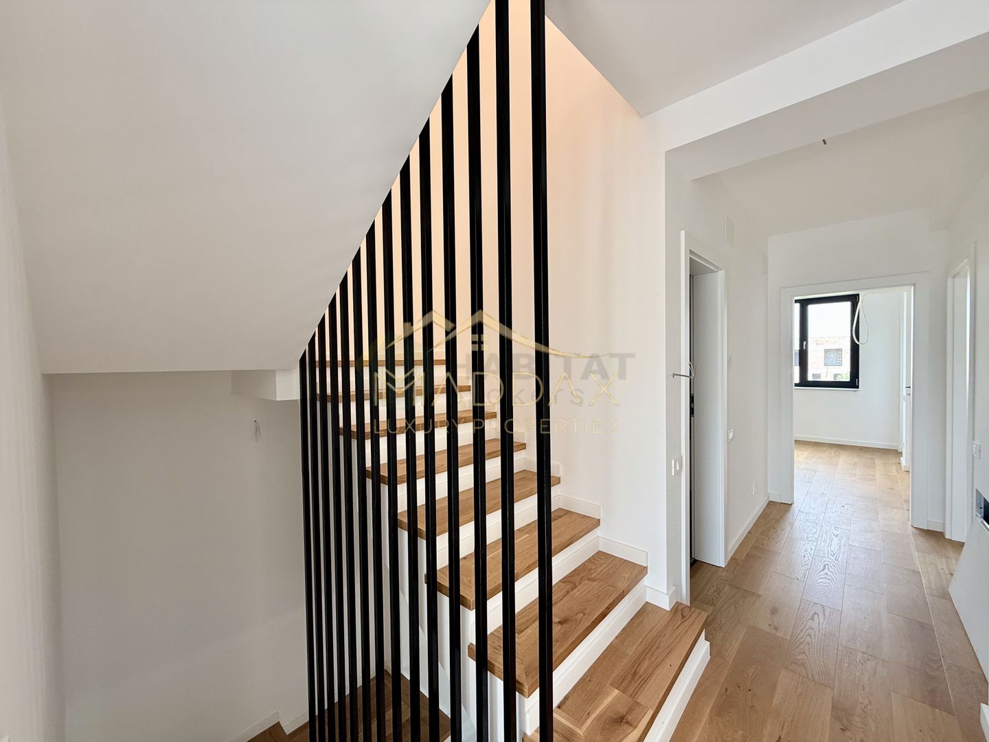 Vilă 5 camere // 202 mp // Pipera - Poză 22