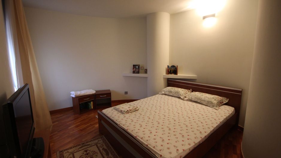 Casa pretabila birouri, camin de batrani - Poză 49