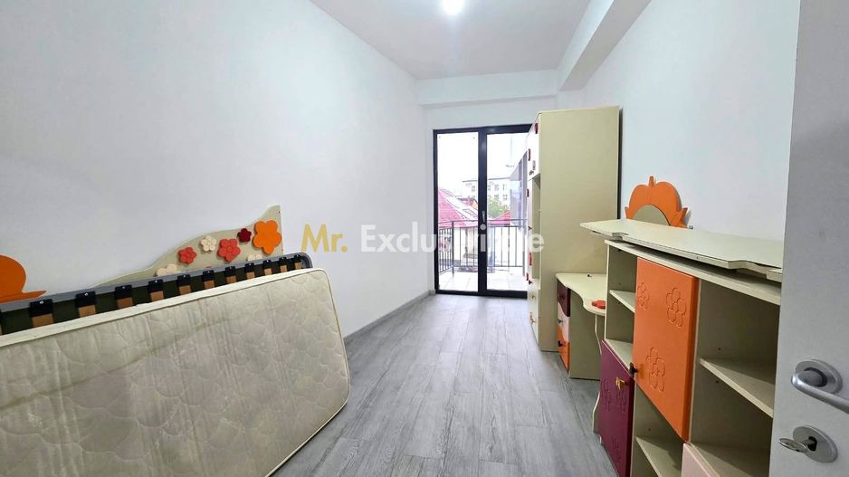 De vânzare apartament 3 camere, centru Satu Mare - Poză 6
