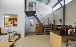 Hală de producție cu spații de birouri - Poză 4