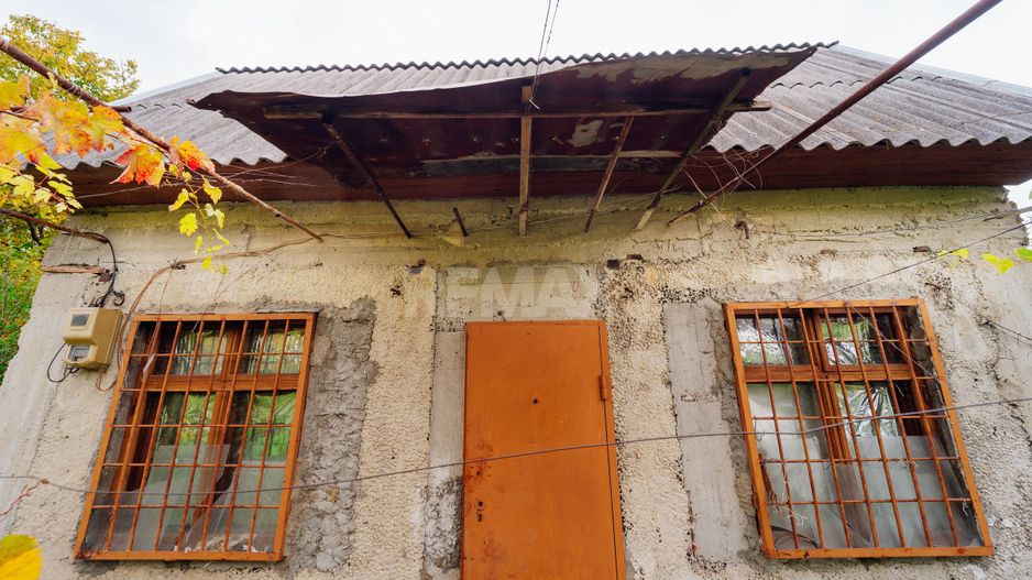 Lot pomicol de 6 ari în Ialoveni, cu construcție auxiliară. - Poză 8