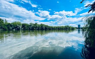 Teren 6000 mp pozitie deosebita lacul Baneasa adancime 140 m - Poză 1