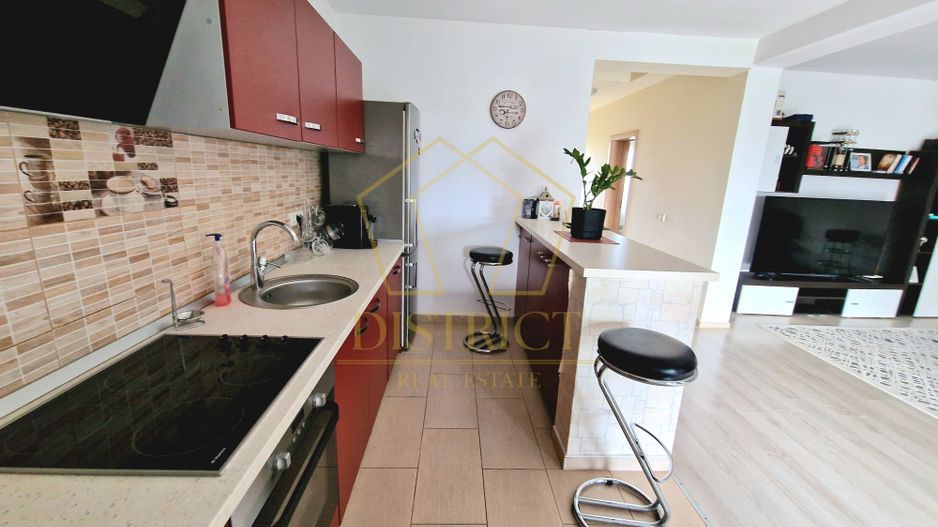 Casa individuala impartita in 2 apartamente | Ianova - Poză 2