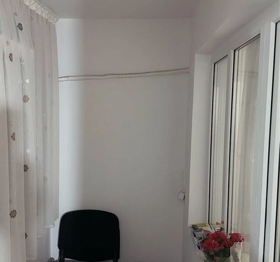 Apartament 2 camere semi, Micro 40,et 3 la strada - Poză 2