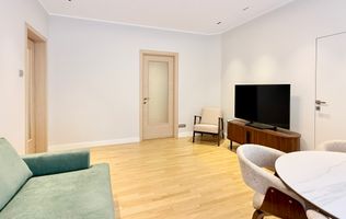 Apartament superb cu 3 camere în Dorobanți – Capitale | Mobilat